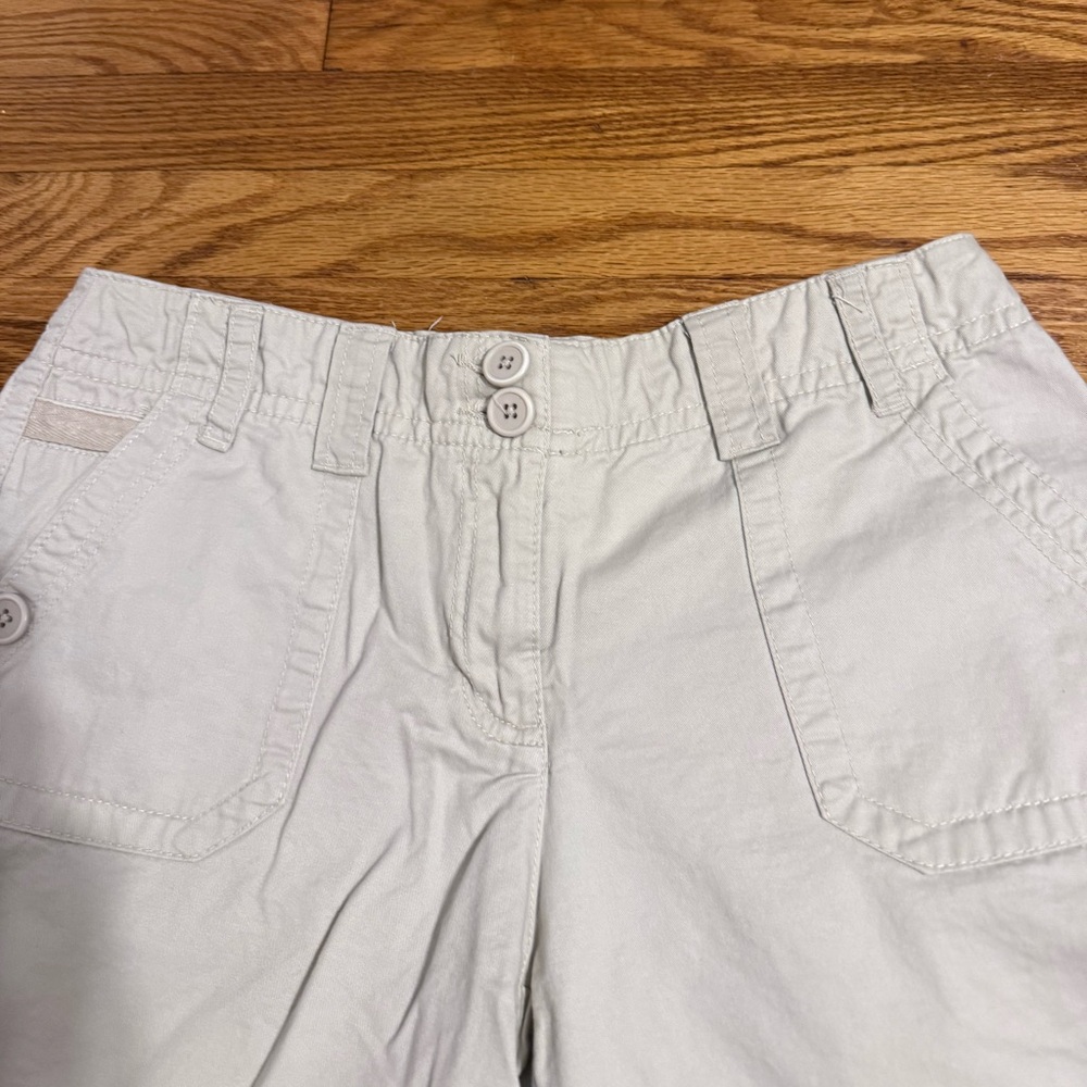 *Dalia Collection Women's Casual Beige Shorts - Size 10 - Picture 2 of 5